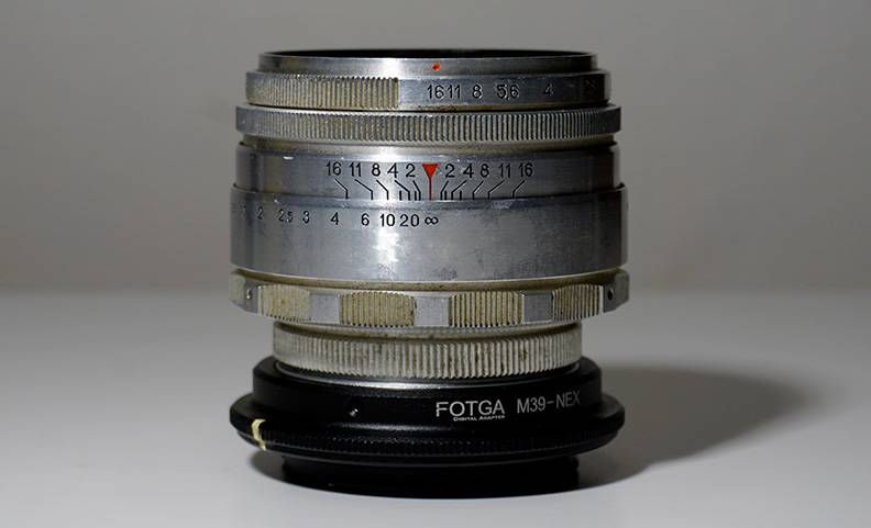 1 - Helios 44 (13-bladed, front).jpg