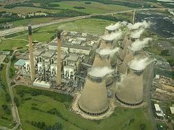 250px-Ferrybridge_power_station.jpg