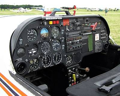 400px-Slingsby.t67c.panel.g-bocm.arp.jpg