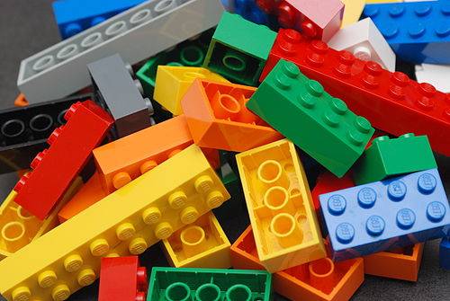 500px-Lego_Color_Bricks.jpg