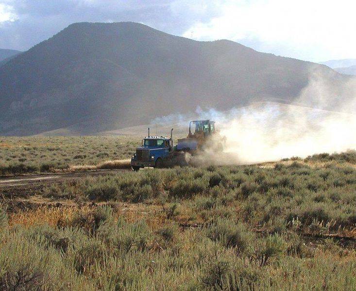 83 Owl Creek Ranch dozer 8_31_00.jpg