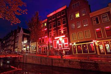 amsterdam-red-light-district-walking-tour-in-amsterdam-131685.jpg