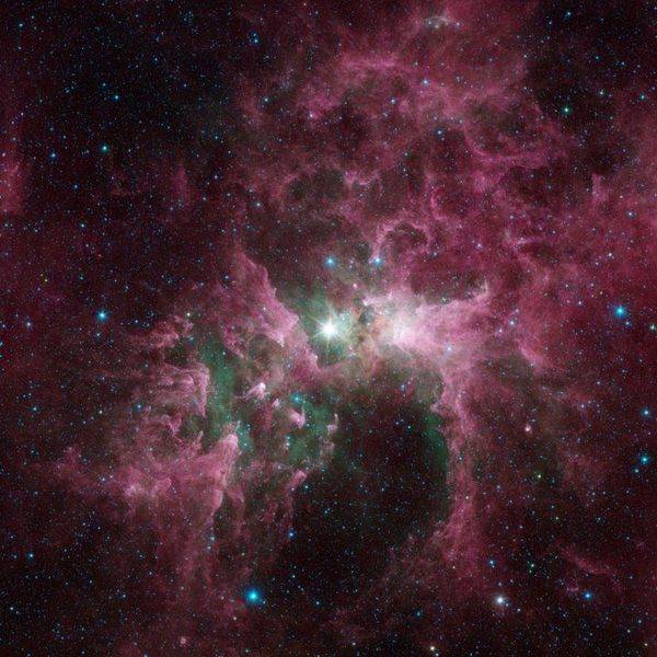 carina-nebula-spitzer-space-telescope.jpg