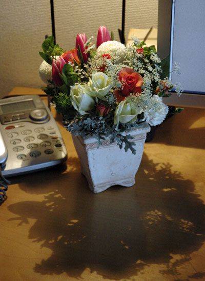 deskFlowers.jpg