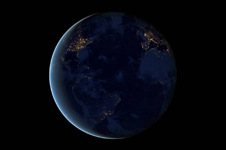 earth_night_rotate.jpg