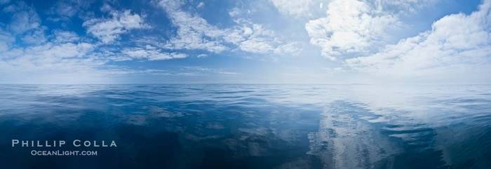 pacific-ocean-surface-panorama-photo-26804-708656.jpg