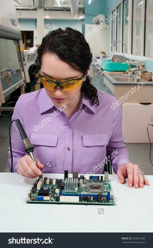 repair-soldering-a-printed-circuit-board-204001492.jpg