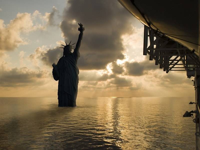 statue-of-liberty-under-water_andrew-price_flickr.jpg