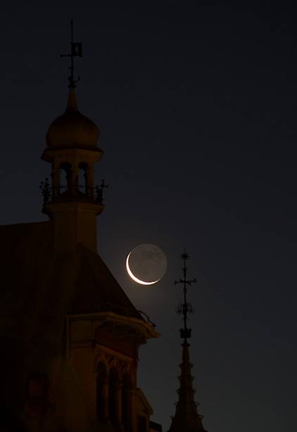 The Moon between two towers.jpg