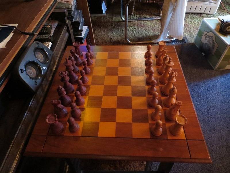 wood chess-2.jpg